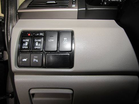 Used 2015 Honda Odyssey Touring image 10