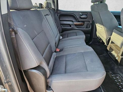 Used 2018 GMC Sierra 1500 SLE w/ SLE Value Package AWD/4WD image 17