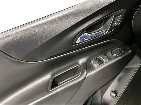 Used 2020 Chevrolet Equinox LT image 37
