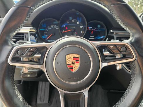 Used 2017 Porsche Macan AWD/4WD image 21