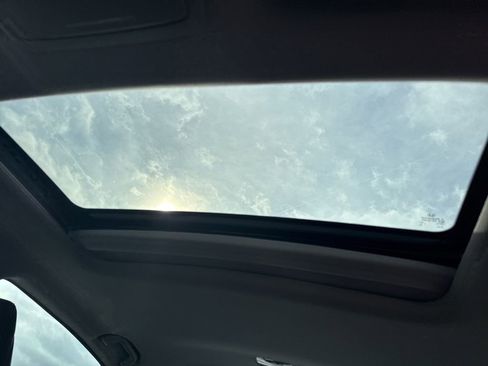 Used 2017 Honda Accord EX-L image 23