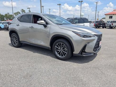 Used 2025 Lexus NX 250 FWD w/ Towing Package (2000 Lbs) image 2