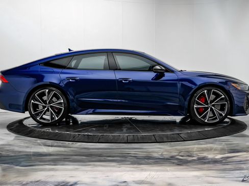 Used 2021 Audi RS 7 Sportback w/ Carbon Optic Package AWD/4WD image 20