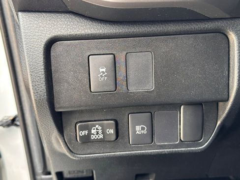 Used 2021 Toyota Tacoma SR5 image 21