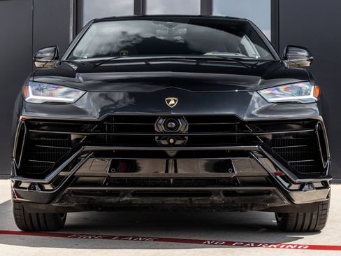 Used 2024 Lamborghini Urus S AWD/4WD image 4