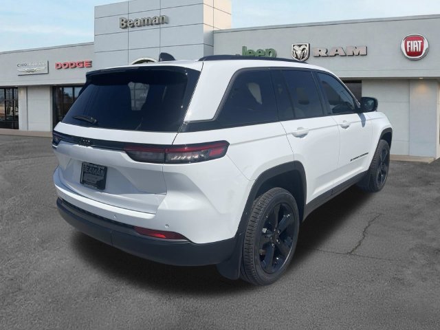 New 2026 Jeep Grand Cherokee Limited w/ Limited Altitude Package RWD image 7