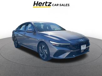 Used 2025 Hyundai Elantra SEL video 1