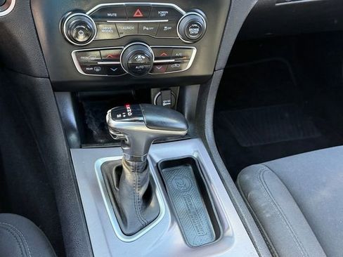 Used 2019 Dodge Charger Scat Pack RWD image 17