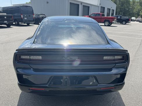 Used 2024 Dodge Charger Daytona Scat Pack w/ Plus Group AWD/4WD image 6
