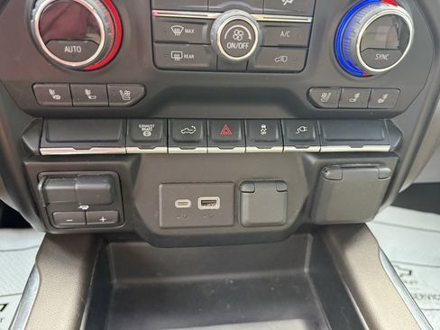 Certified 2022 Chevrolet Silverado 3500 LTZ w/ LTZ Convenience Package image 34