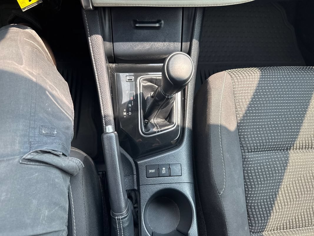 Used 2018 Toyota Corolla iM w/ All-Weather Mat Package FWD image 30