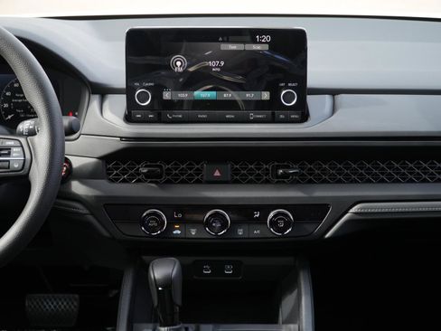 New 2025 Honda Accord LX image 25