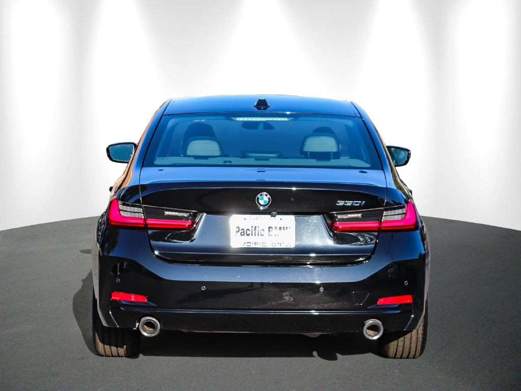 Certified 2023 BMW 330i Sedan w/ Convenience Package RWD image 5