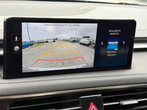 Used 2025 Genesis G70 2.5T RWD image 25