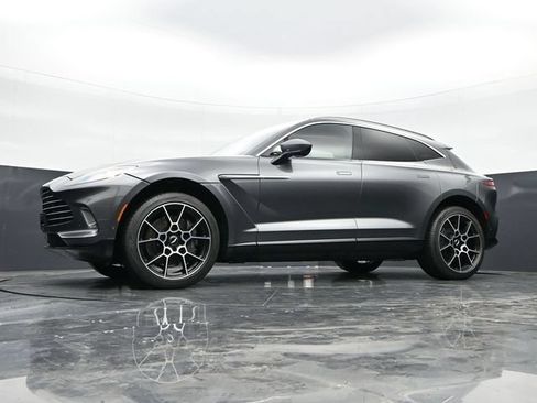 Used 2021 Aston Martin DBX AWD/4WD image 39