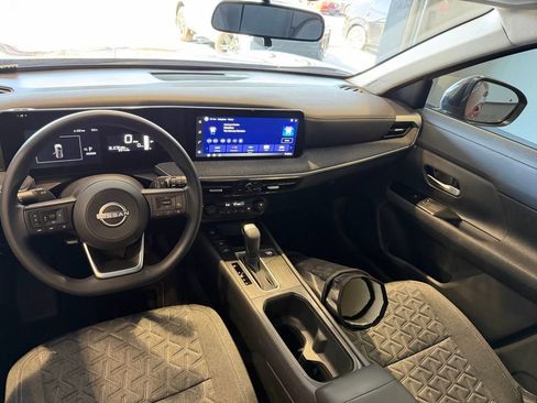 Used 2026 Nissan Kicks SV image 9