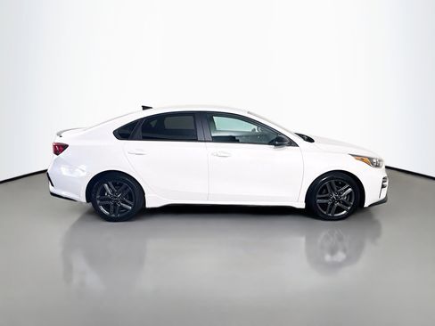 Used 2021 Kia Forte GT-Line image 11