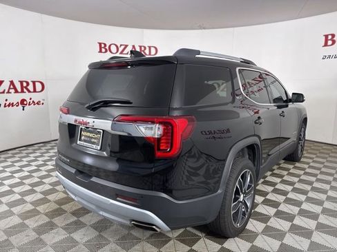 Used 2021 GMC Acadia SLT w/ Premium Package image 8