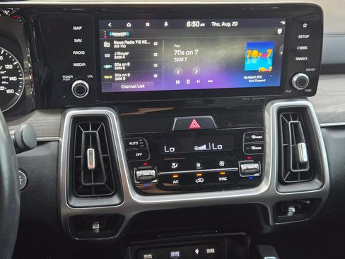 Used 2023 Kia Sorento X-Line EX AWD/4WD image 32