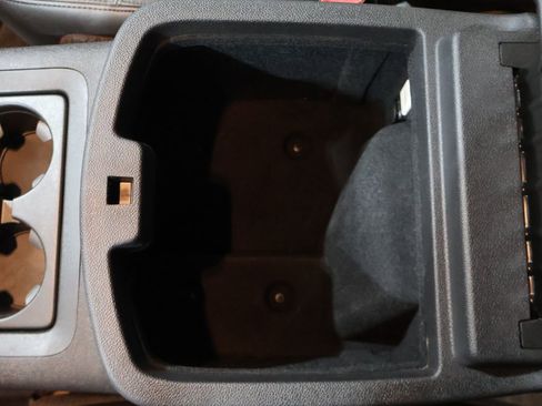 Used 2011 Chevrolet Avalanche LT w/ Luxury Package image 28