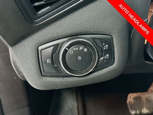 Used 2015 Ford Escape SE image 11