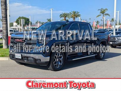 Used 2022 GMC Sierra 1500 SLT w/ SLT Premium Plus Package