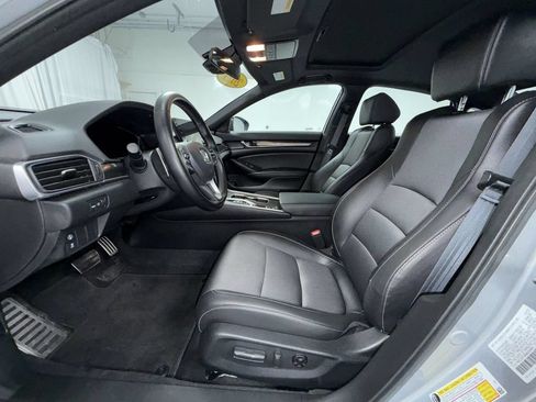 Used 2021 Honda Accord Sport image 12