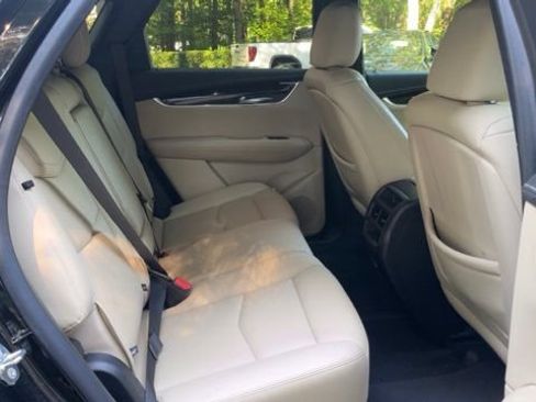 Used 2019 Cadillac XT5 FWD image 13