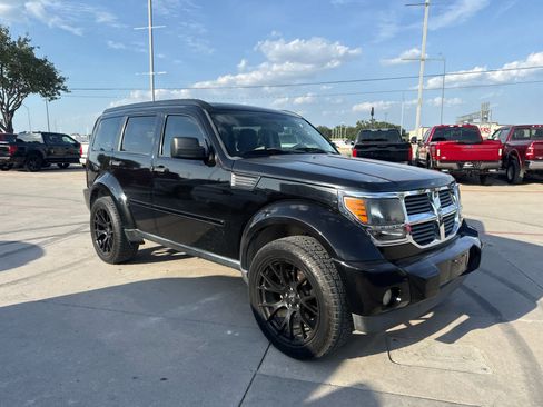 Used 2007 Dodge Nitro SXT RWD image 3