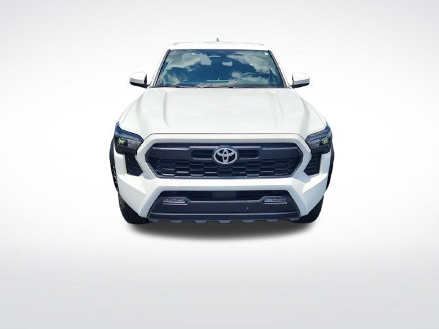 Used 2025 Toyota Tacoma TRD Off-Road AWD/4WD image 7
