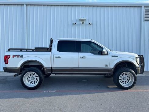 Used 2016 Ford F150 King Ranch w/ Equipment Group 601A Luxury AWD/4WD image 16