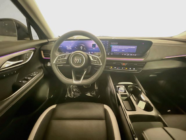Used 2025 Buick Envision Sport Touring AWD/4WD image 18