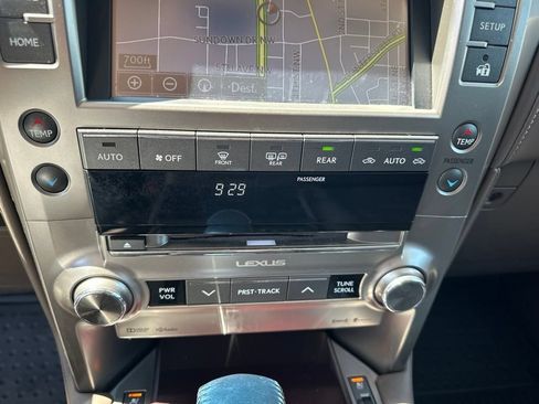 Used 2018 Lexus GX 460 Premium AWD/4WD image 18