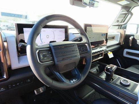 New 2025 GMC Hummer EV 3X w/ LPO, Sport Package image 8
