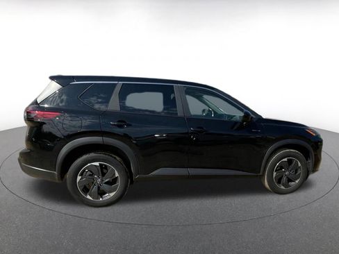 Used 2025 Nissan Rogue SV image 17