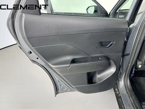 Used 2026 Hyundai Kona SE AWD/4WD image 28