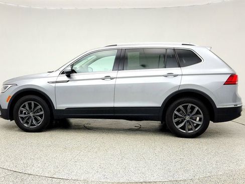 Used 2023 Volkswagen Tiguan SE FWD image 8