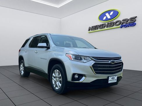Used 2021 Chevrolet Traverse LT AWD/4WD image 8