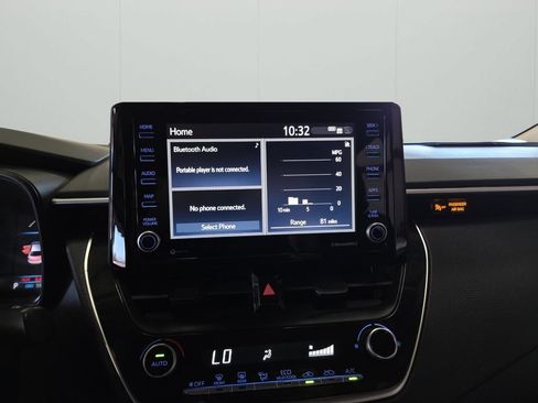 Used 2022 Toyota Corolla LE FWD image 23