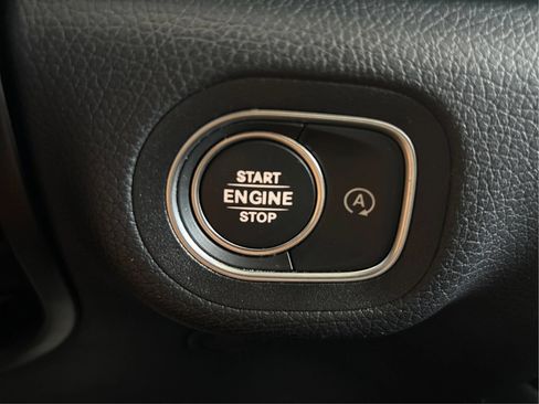 Used 2020 Mercedes-Benz GLS 450 4MATIC image 38