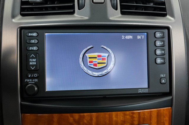 Used 2006 Cadillac XLR RWD image 36