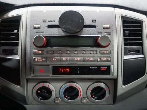 Used 2008 Toyota Tacoma PreRunner image 15