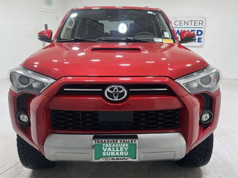 Used 2021 Toyota 4Runner TRD Off-Road Premium image 3