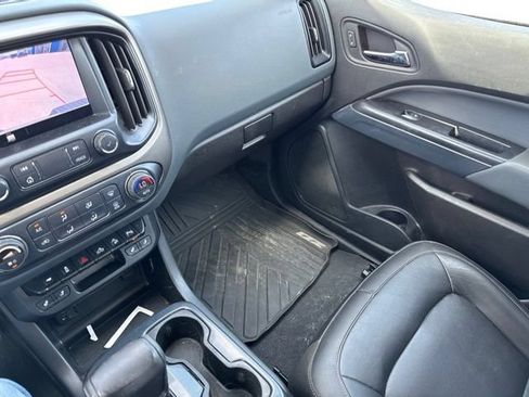 Used 2019 Chevrolet Colorado Z71 AWD/4WD image 36