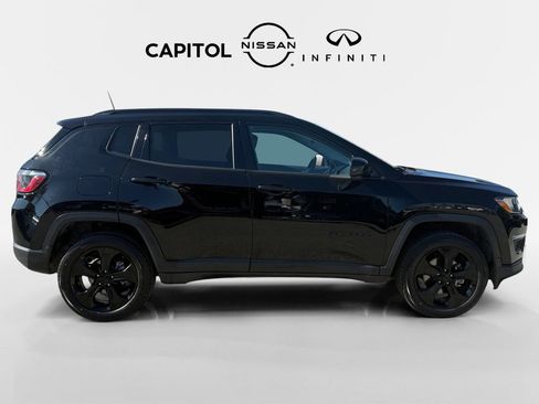 Used 2018 Jeep Compass Latitude w/ Popular Equipment Group image 4