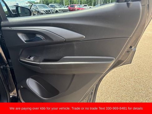 Used 2023 Chevrolet TrailBlazer RS AWD/4WD image 26