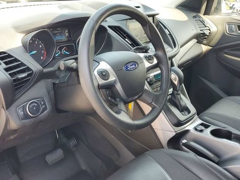 Used 2016 Ford Escape SE w/ SE Chrome Package FWD image 15