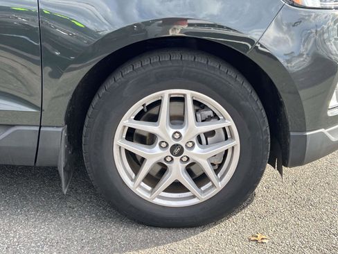 Used 2023 Ford Edge SEL w/ Convenience Package image 6