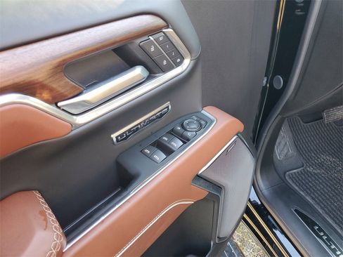 Used 2026 GMC Sierra 1500 Denali Ultimate image 11