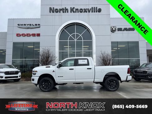New 2026 RAM 2500 Big Horn AWD/4WD image 2